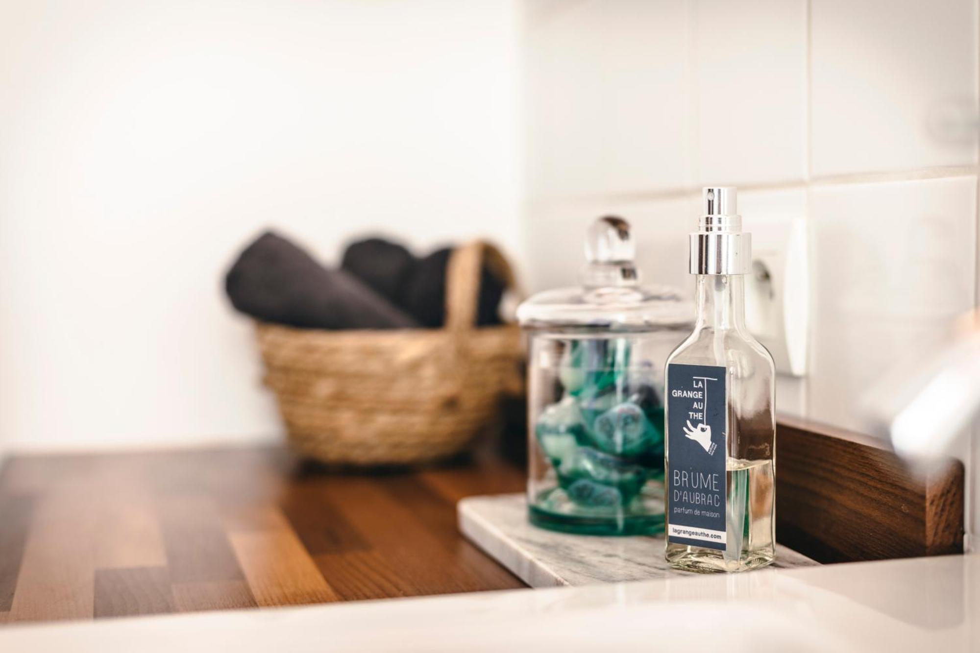 Appartement Cosy Au Coeur Du Village - Le Segala Montbazens Exteriér fotografie