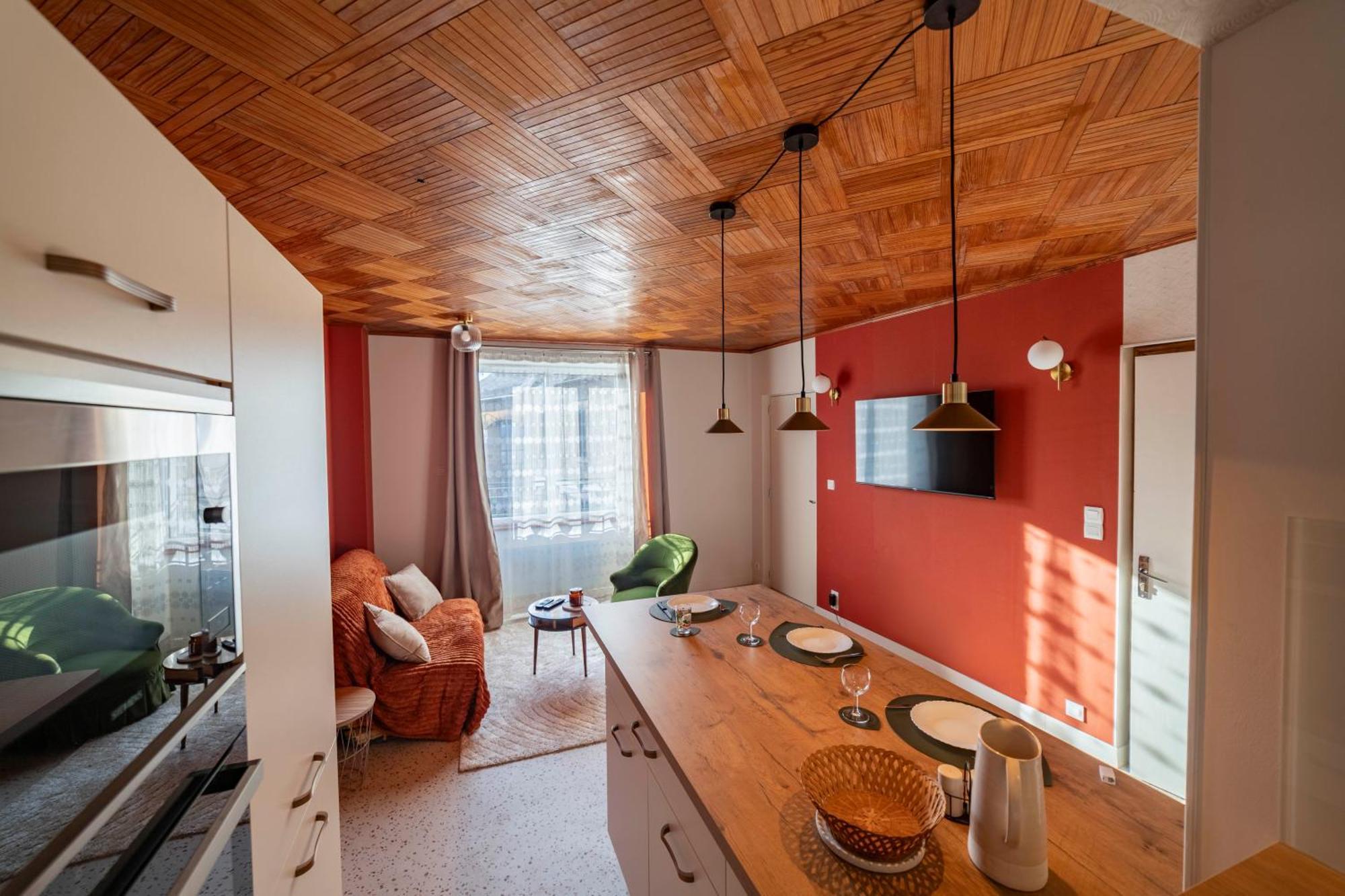 Appartement Cosy Au Coeur Du Village - Le Segala Montbazens Exteriér fotografie